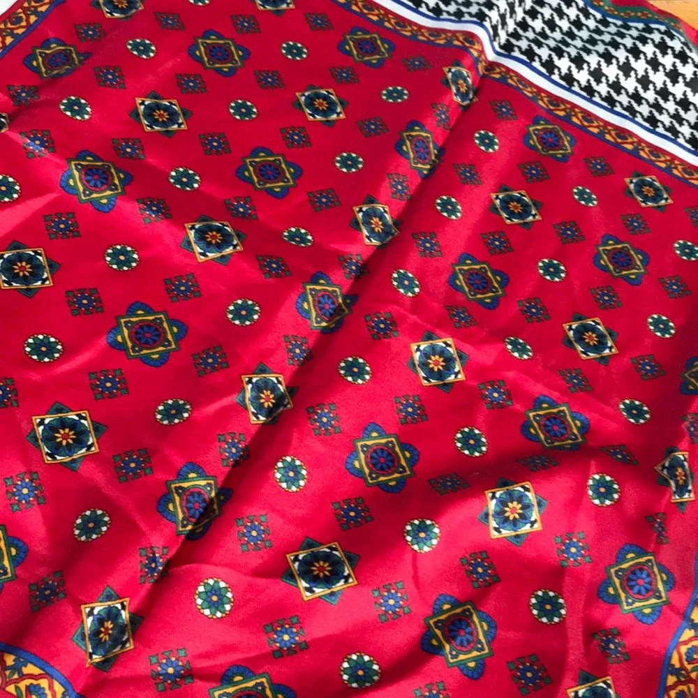 Avon vibrant scarf
